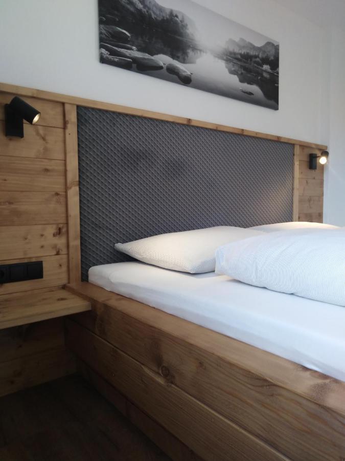 Rima Apartments Hippach Esterno foto